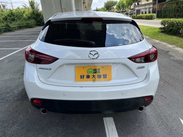 MAZDA馬自達 MAZDA 3  第2張相片