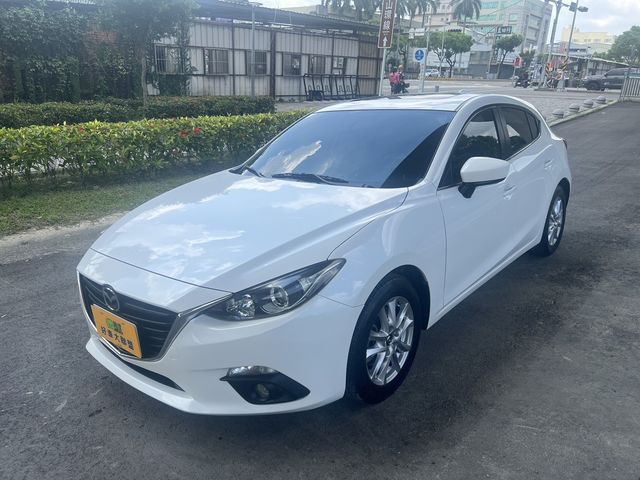 MAZDA馬自達 MAZDA 3  第3張相片