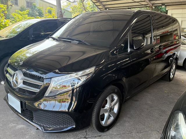 Mercedes-Benz/賓士 V220d  第2張相片
