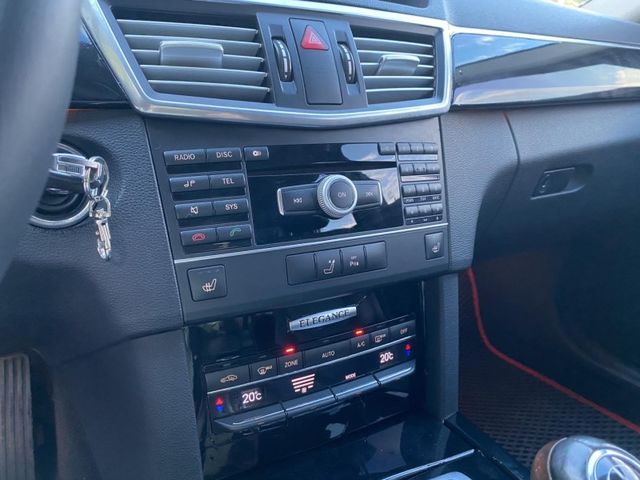 Mercedes-Benz/賓士 E-CLASS  第16張相片