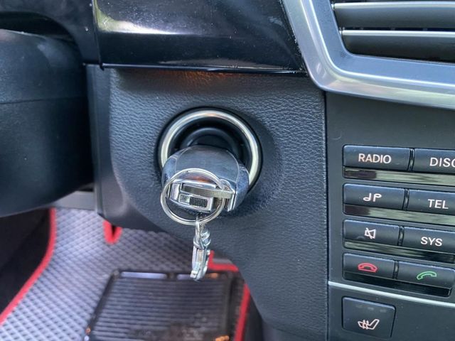 Mercedes-Benz/賓士 E-CLASS  第19張相片