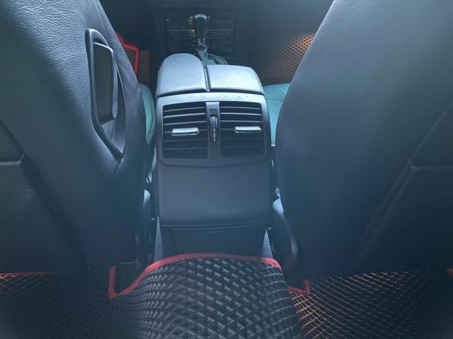 Mercedes-Benz/賓士 E-CLASS  第23張相片