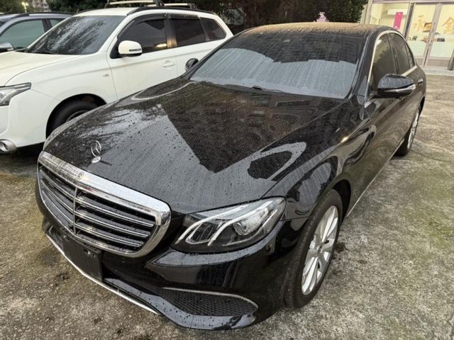Mercedes-Benz/賓士 E-CLASS  第1張相片