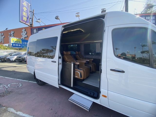 Mercedes-Benz/賓士 Sprinter   第16張相片