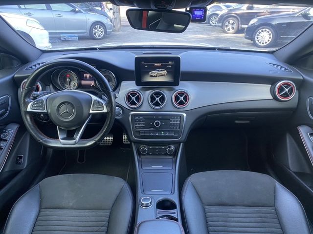 Mercedes-Benz/賓士 CLA250  第12張相片