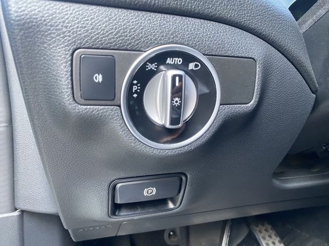 Mercedes-Benz/賓士 CLA250  第16張相片