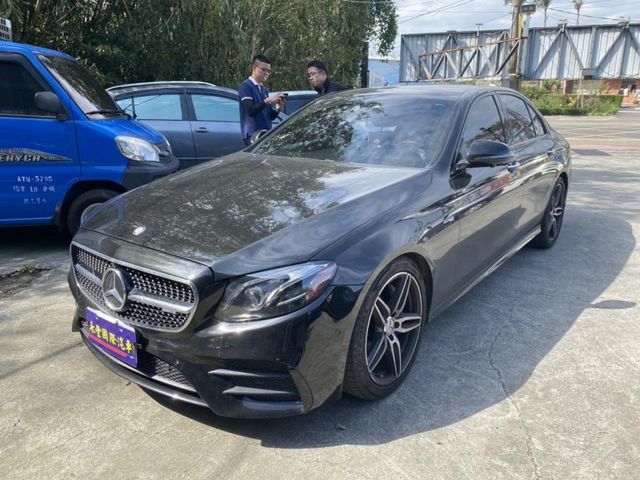Mercedes-Benz/賓士 E-CLASS  第1張相片