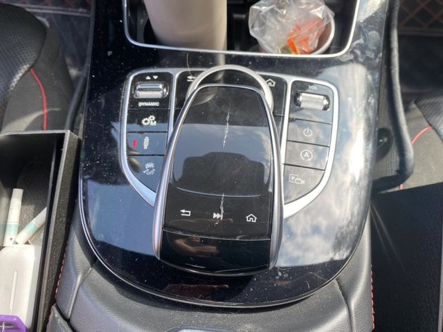 Mercedes-Benz/賓士 E-CLASS  第15張相片