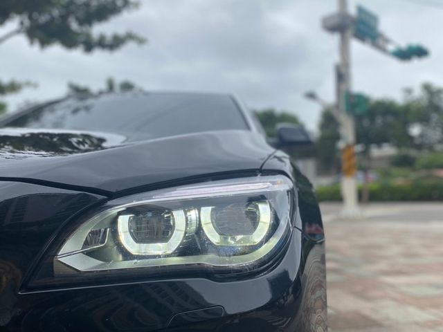 BMW/ 寶馬 ActiveHybrid 7L  第5張相片
