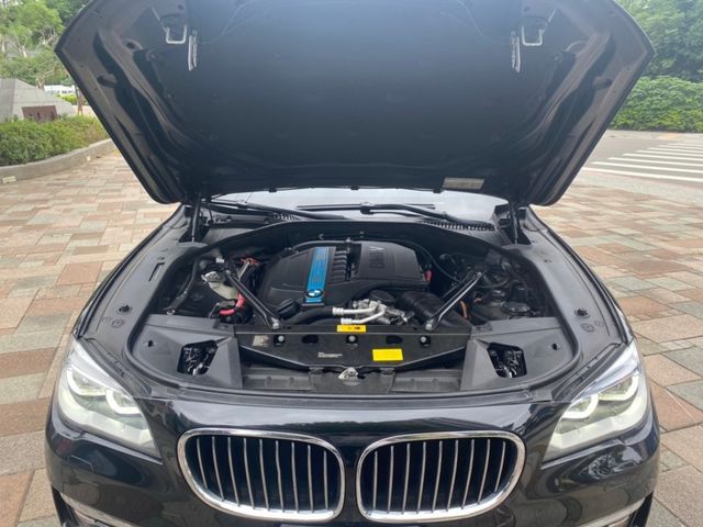 BMW/ 寶馬 ActiveHybrid 7L  第18張相片