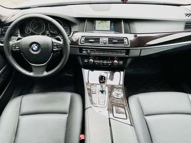 BMW/ 寶馬 520d  第6張相片