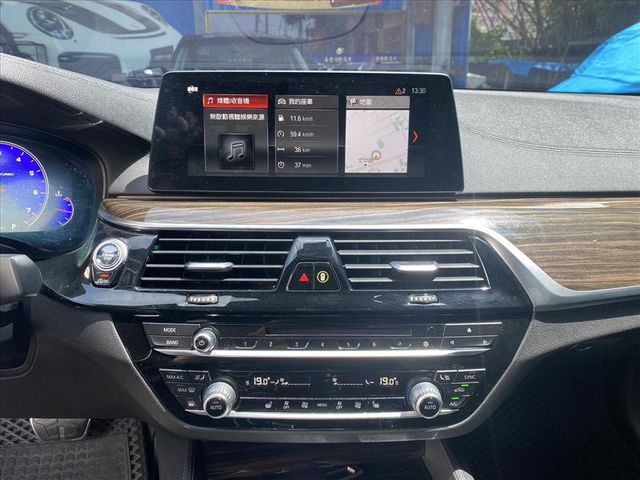 BMW/ 寶馬 540i M Sport  第14張相片