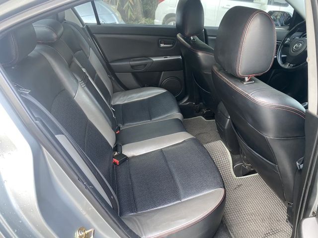 Mazda Mazda3  第10張相片