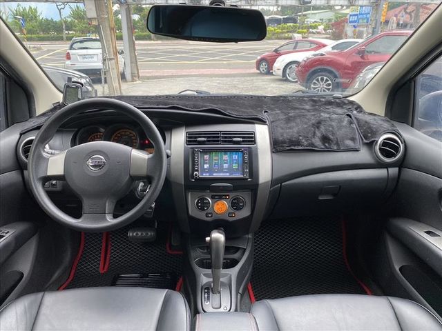 Nissan Livina  第8張相片