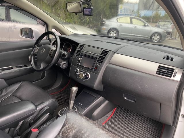 Nissan Tiida  第7張相片