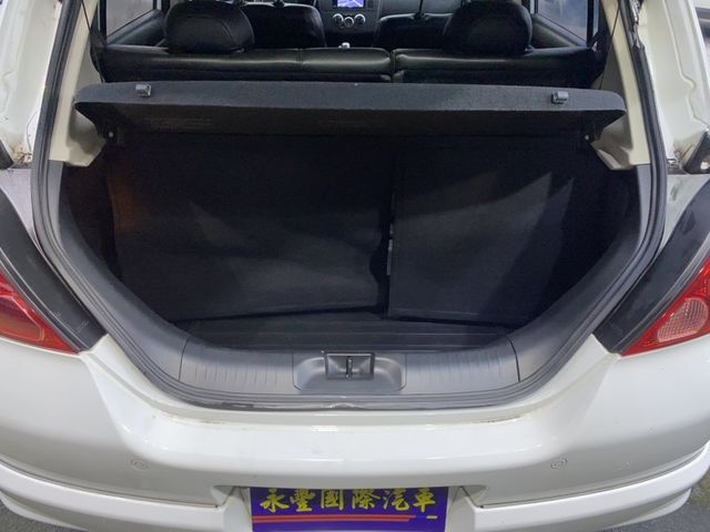 Nissan Tiida  第18張相片