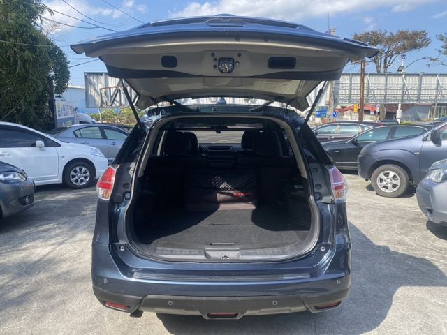 Nissan X-Trail  第18張相片