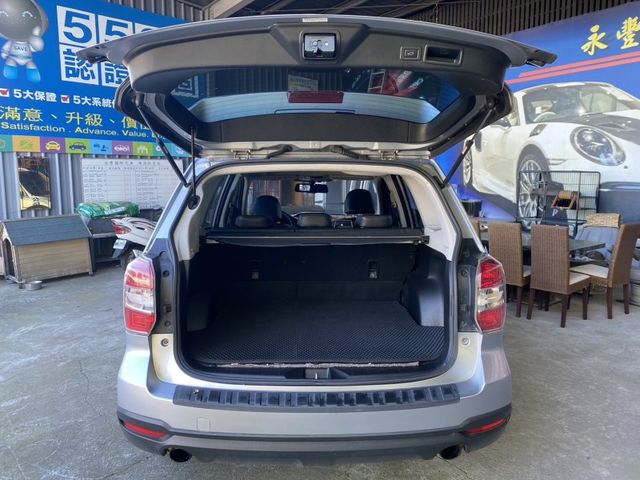 Subaru Forester  第24張相片