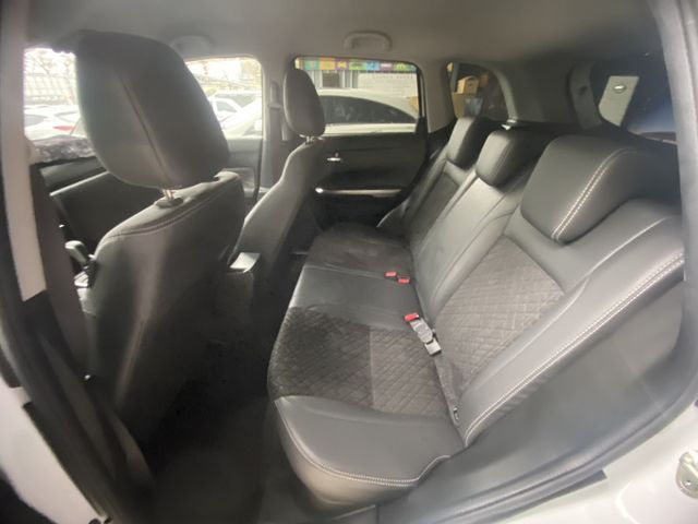 Suzuki Vitara  第7張相片