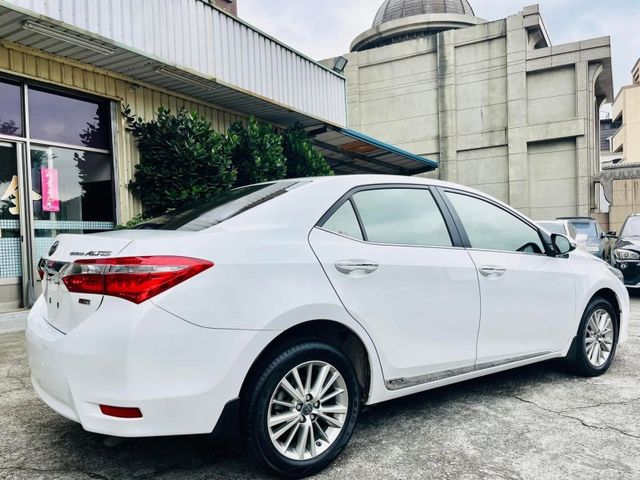 Toyota ALTIS  第3張相片