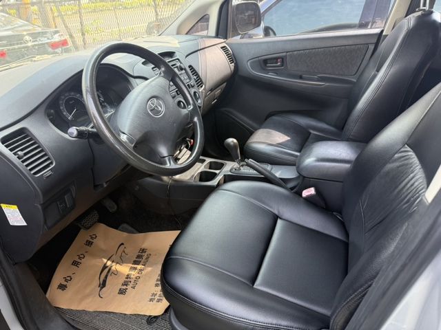 Toyota Innova  第5張相片