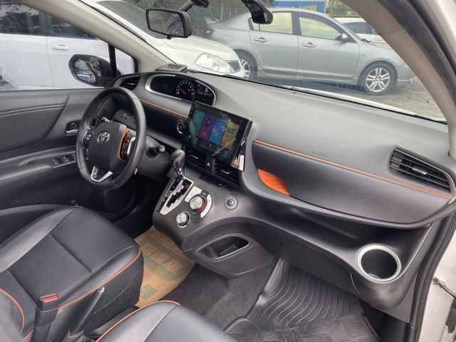 Toyota SIENTA  第8張相片
