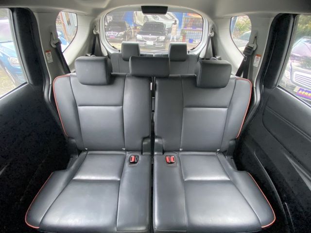 Toyota SIENTA  第13張相片