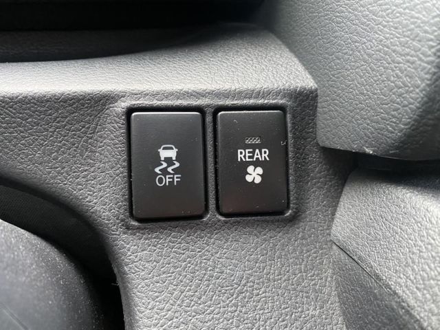 Toyota SIENTA  第19張相片