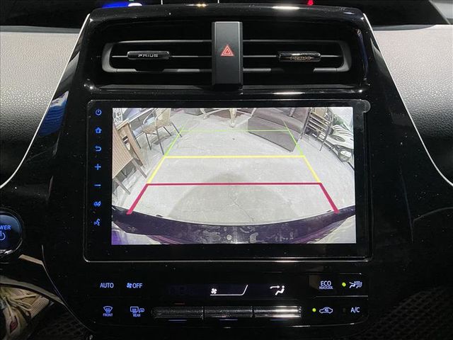 Toyota Prius  第17張相片