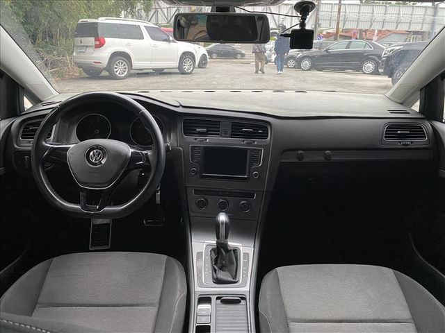 Volkswagen 福斯 Golf  第11張相片