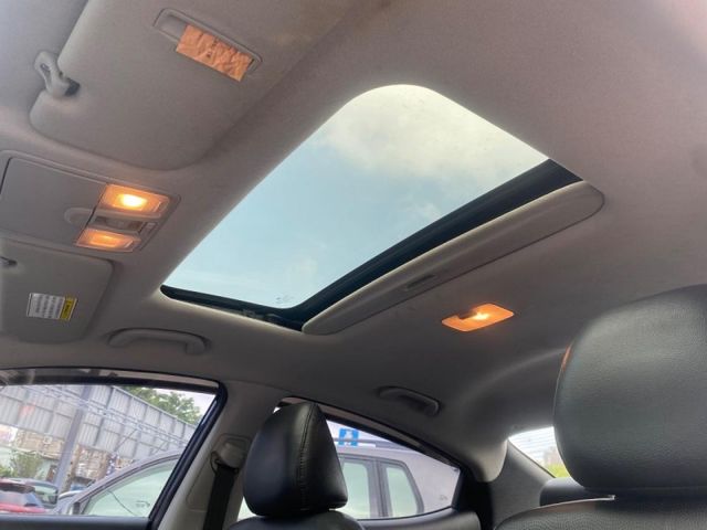 Hyundai Elantra  第16張相片