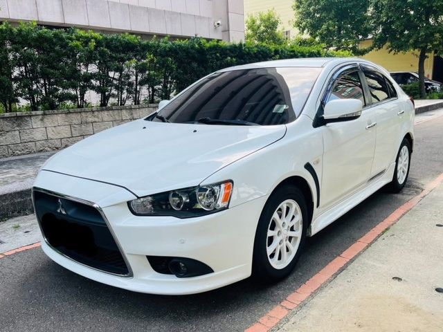 Mitsubishi Lancer  第1張相片