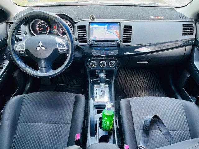 Mitsubishi Lancer  第3張相片