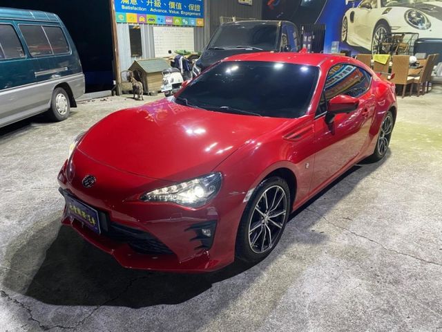 2017 FT86 2.0 僅跑4萬 閥門排氣管  第2張相片