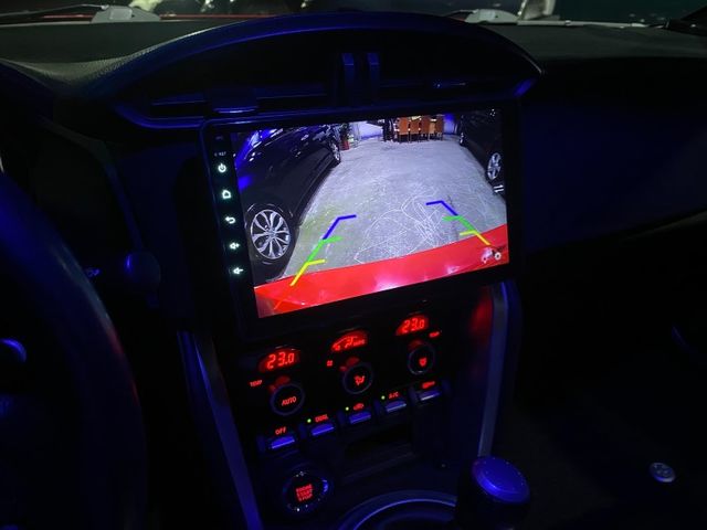 2017 FT86 2.0 僅跑4萬 閥門排氣管  第11張相片