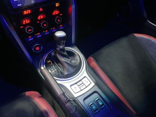 2017 FT86 2.0 僅跑4萬 閥門排氣管  第12張相片
