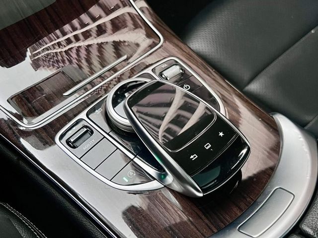2015 C300 基本滿小改裝 全景天窗 柏林之音 360環景  第5張相片