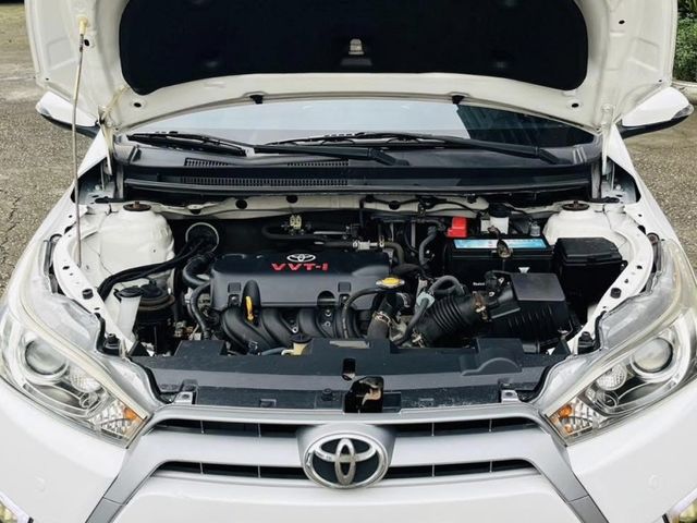 2014 Yaris 1.5 免鑰匙 僅跑8萬  第11張相片