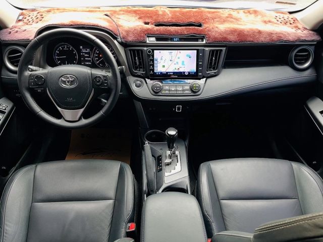 2015 Rav4 2.0 頂級款  免鑰匙 摸門  第7張相片