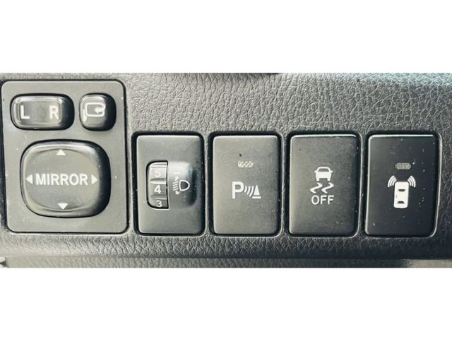 Toyota ALTIS  第10張相片