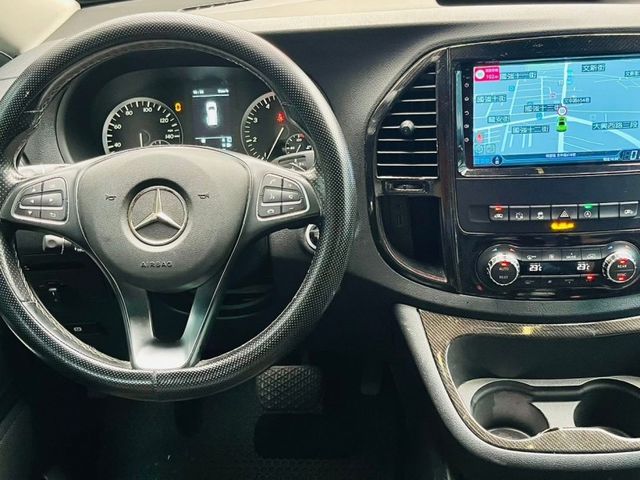 Mercedes-Benz/賓士 Metris  第10張相片