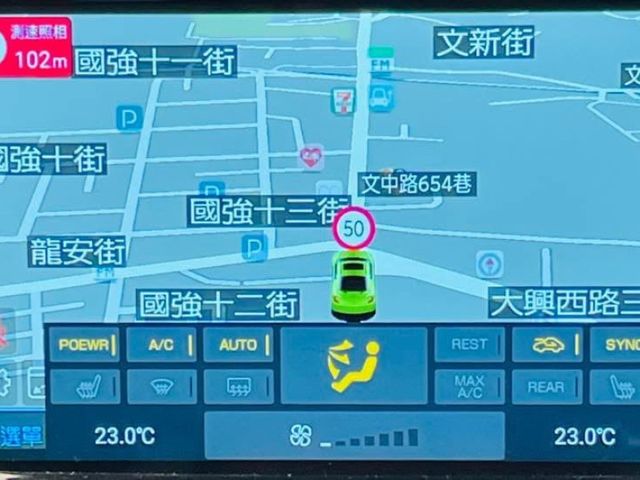 Mercedes-Benz/賓士 Metris  第13張相片