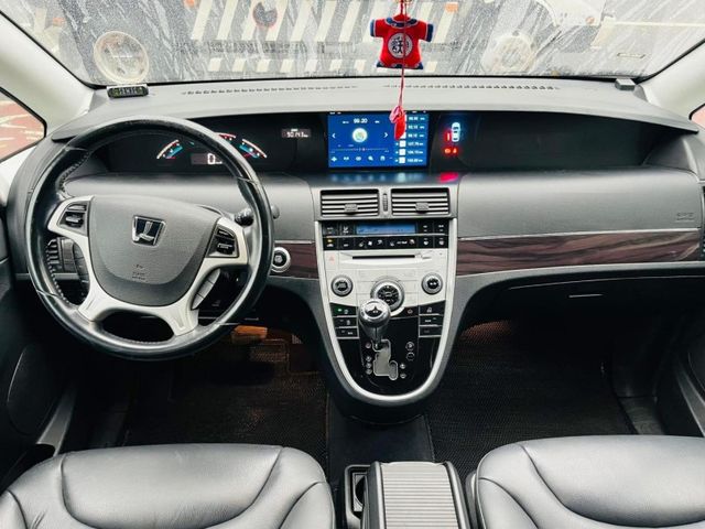 Luxgen M7  第10張相片