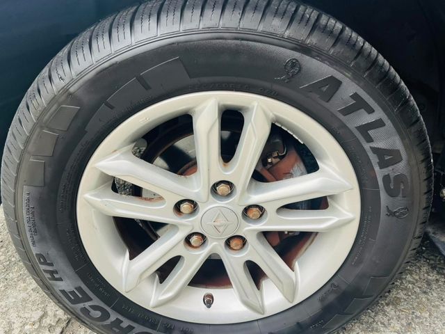 Mitsubishi Zinger  第2張相片