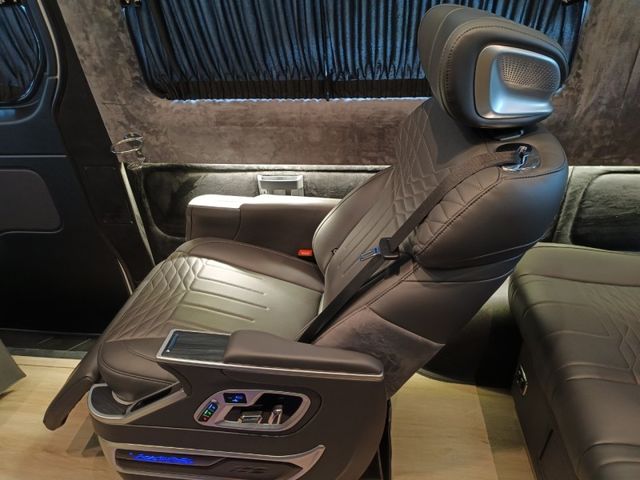 Mercedes-Benz/賓士 Sprinter   第1張相片