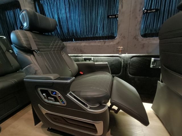 Mercedes-Benz/賓士 Sprinter   第2張相片