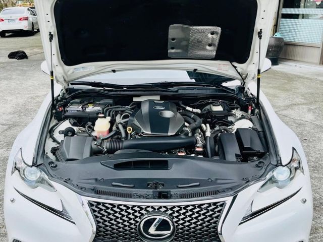 Lexus IS  第3張相片