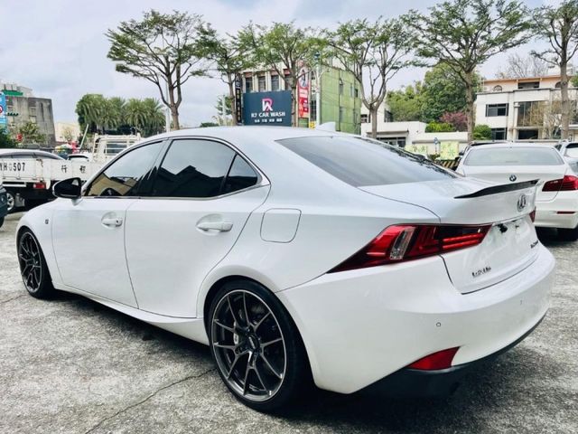 Lexus IS  第7張相片