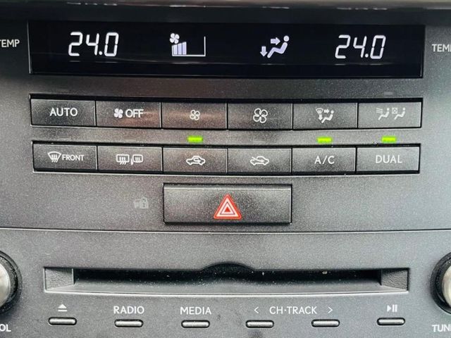 Lexus IS  第9張相片