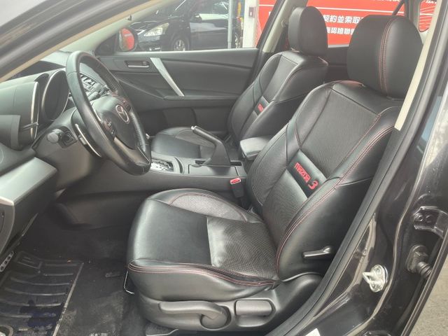 Mazda Mazda3  第3張相片